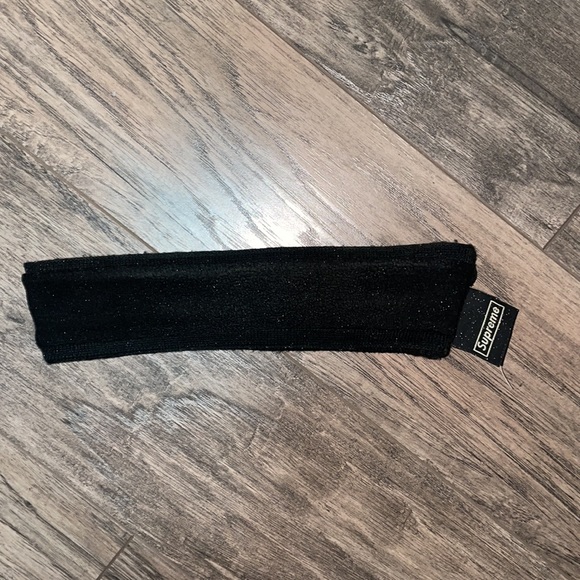 Supreme New Era Big Logo Headband (FW18) - Picture 3 of 5